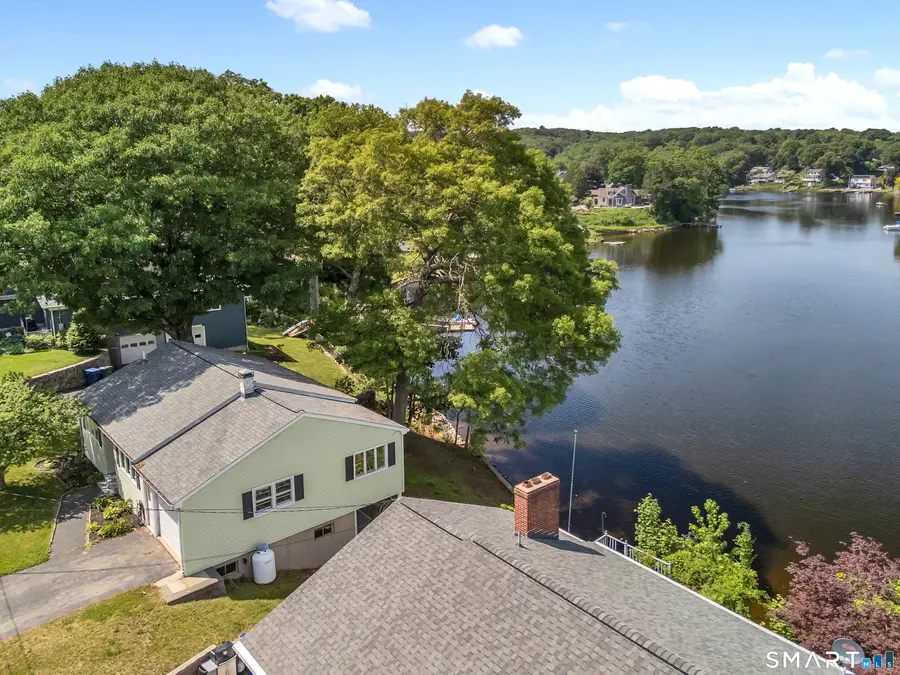 8 Cove View Drive, Quaker Hill, CT 06375 - #3