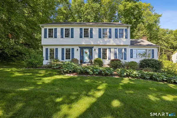 28 Colonial Ridge Drive, New Milford, CT 06755
