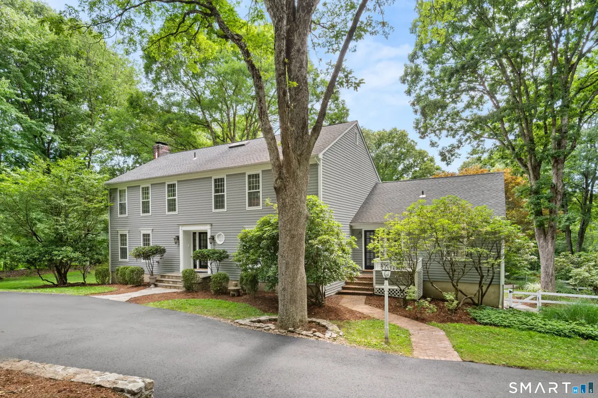 32 Silver Ridge Common, Weston, CT 06883 - #1