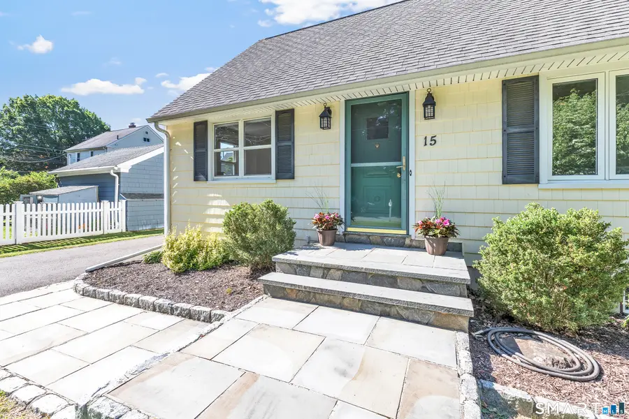 15 Evelyn Street, Trumbull, CT 06611 - #3