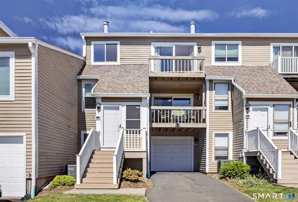 722 Robert Frost Drive #722, Branford, CT 06405
