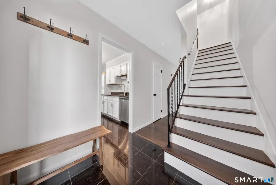 26 Highview Avenue #B, Stamford, CT 06907 - #3
