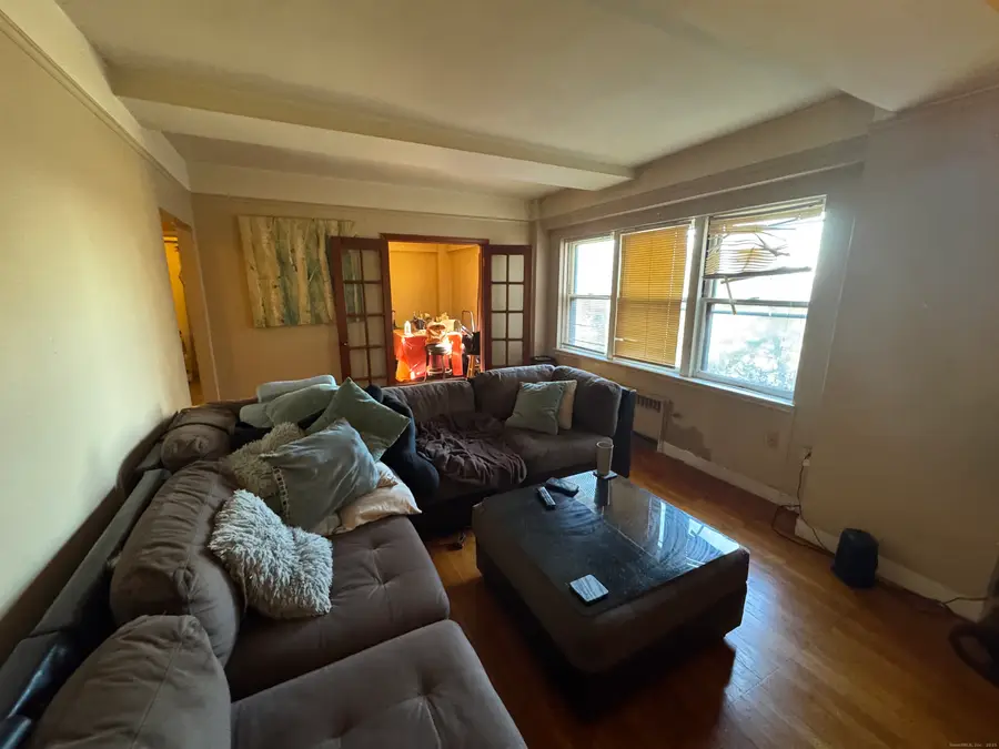 230 Farmington Avenue #D8, Hartford, CT 06105 - #3