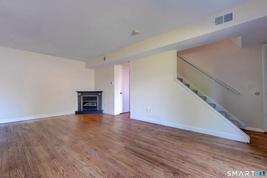 4 Birch Lane #K, East Haven, CT 06513 - #2