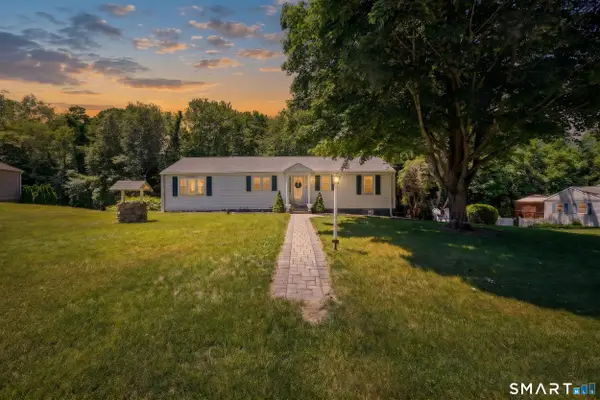 16 Westview Drive, Bethel, CT 06801
