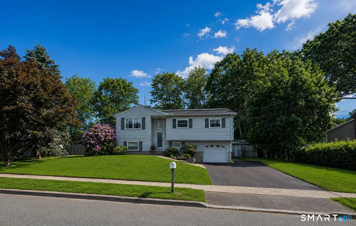 140 Flower Drive, Hamden, CT 06518 - #1
