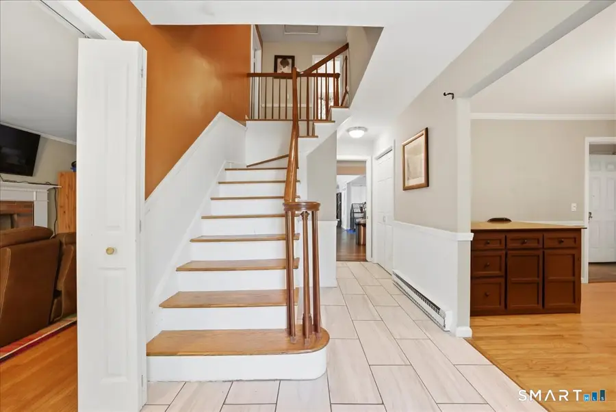 2 Judith Drive, Danbury, CT 06811 - #3