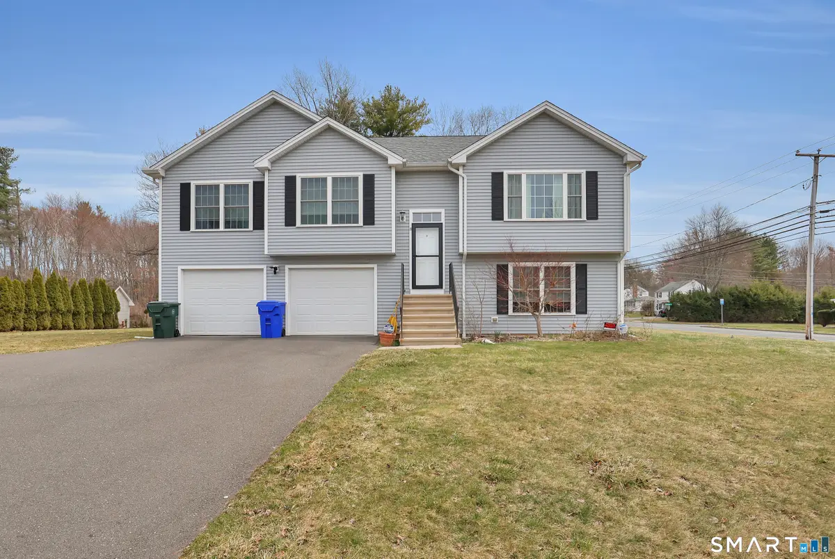 8 Callahan Lane, East Hartford, CT 06118 - #1