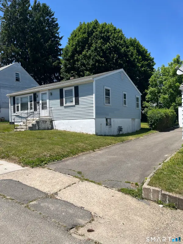 23 Hillview Avenue, Waterbury, CT 06704