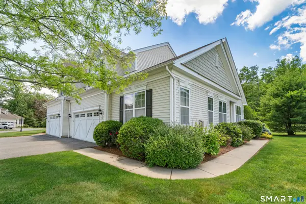 10 Ash Lane #10, Prospect, CT 06712