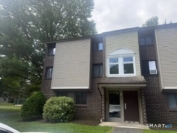7 Padanaram Road #B23, Danbury, CT 06811
