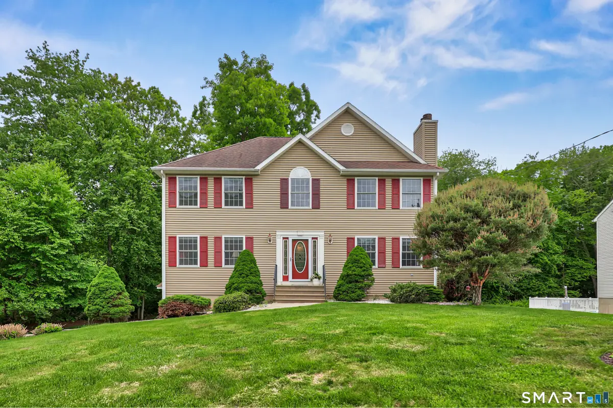 30 Bridle Trail Drive, Naugatuck, CT 06770 - #1