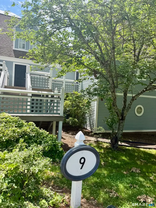 924 Old Pond Lane #924, Norwich, CT 06360