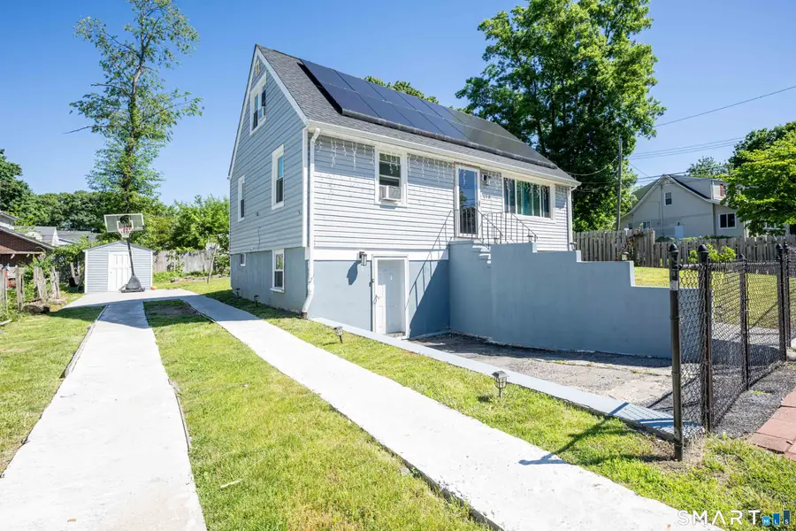 150 Moffitt Street, Bridgeport, CT 06610 - #3
