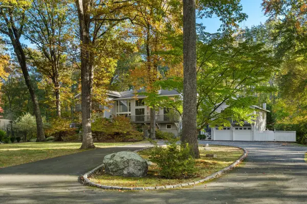 335 Georgetown Road, Weston, CT 06883