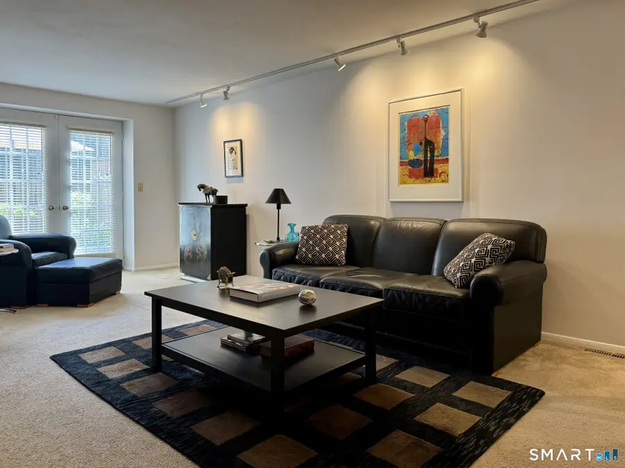 2459 Whitney Avenue #3, Hamden, CT 06518 - #2