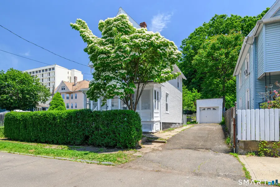 38 White Street, Bridgeport, CT 06610 - #2