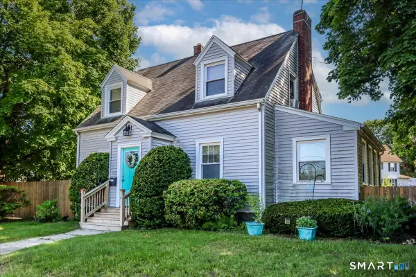 295 Nichols Avenue, Stratford, CT 06614