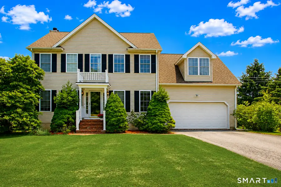 4 Meadow Road, Newtown, CT 06470 - #2