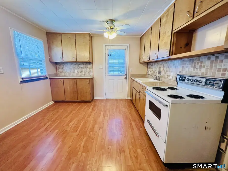 13 Midway Oval, Groton, CT 06340 - #3