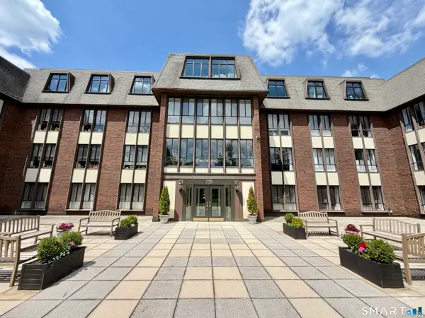 779 Prospect Avenue #5, West Hartford, CT 06105