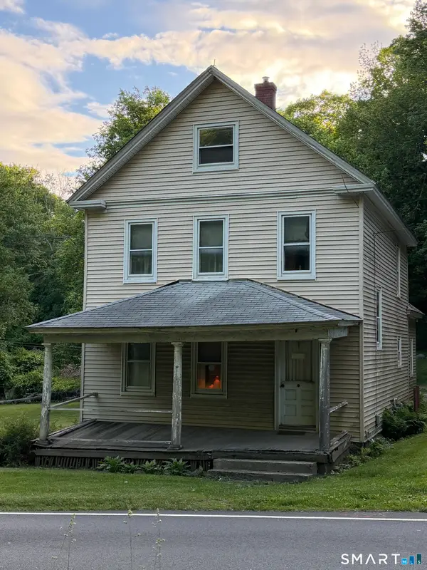128 Toddy Hill Road, Newtown, CT 06482
