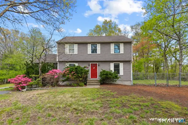 10 Oak Hill Drive, Clinton, CT 06413