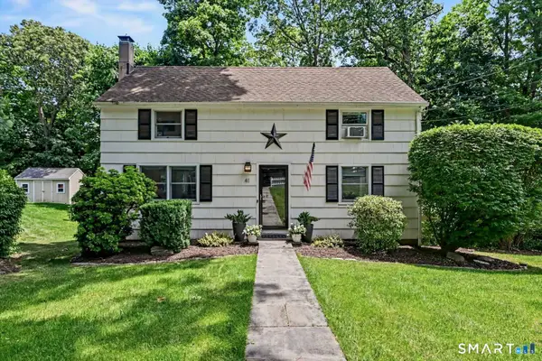 41 Ledgewood Drive, Norwalk, CT 06850