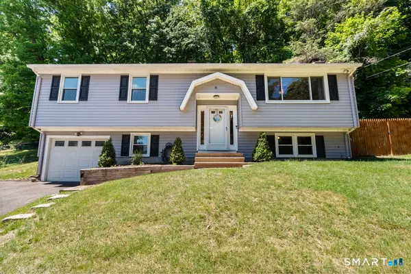 6 Snowapple Lane, Milford, CT 06460