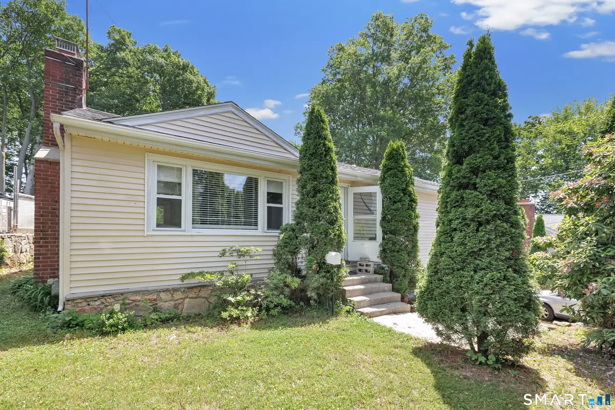 276 Griffin Avenue, Bridgeport, CT 06606 - #1