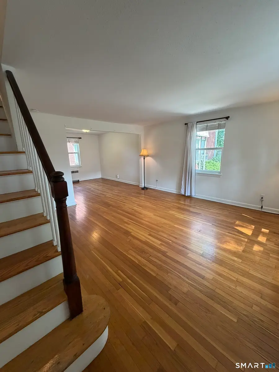 61 Arnold Way #61, West Hartford, CT 06119 - #3