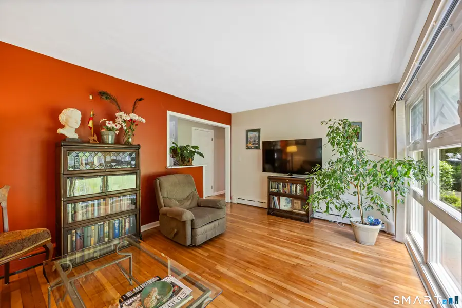 80 Briar Cliff Avenue, Waterbury, CT 06708 - #3