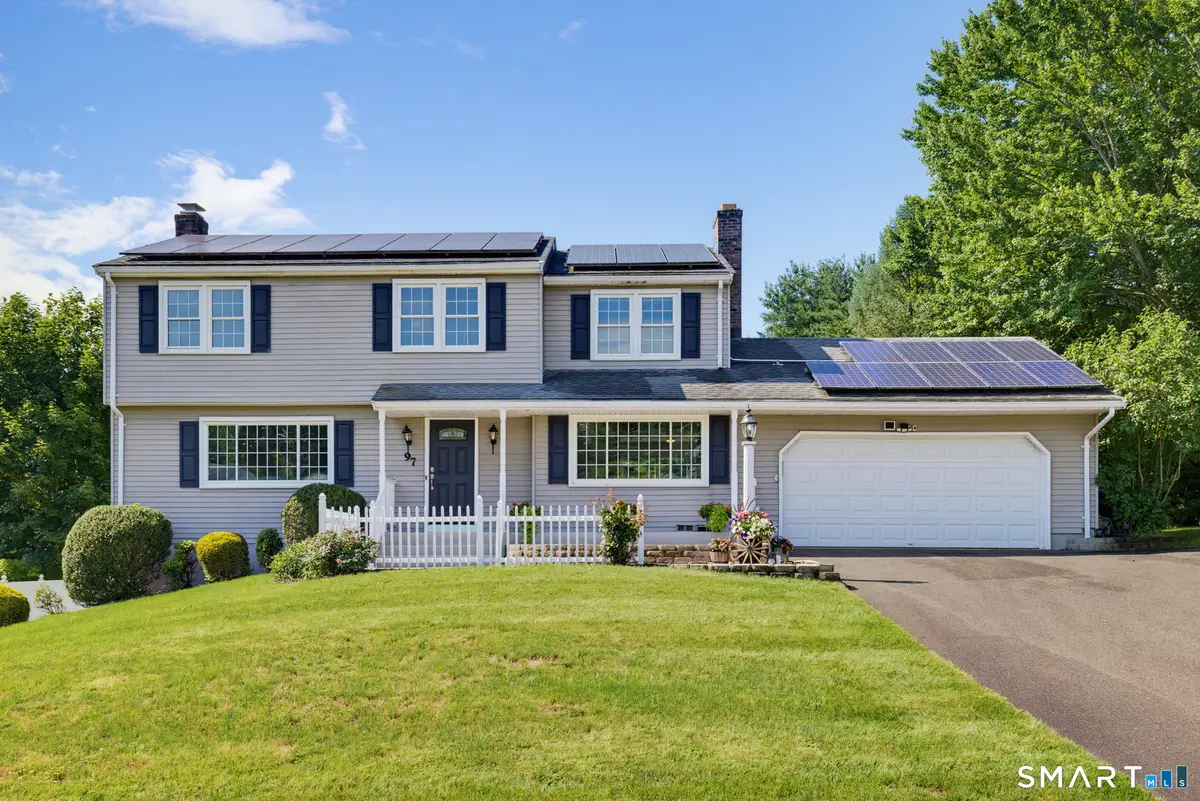 97 Nutmeg Drive, Manchester, CT 06040 - #1