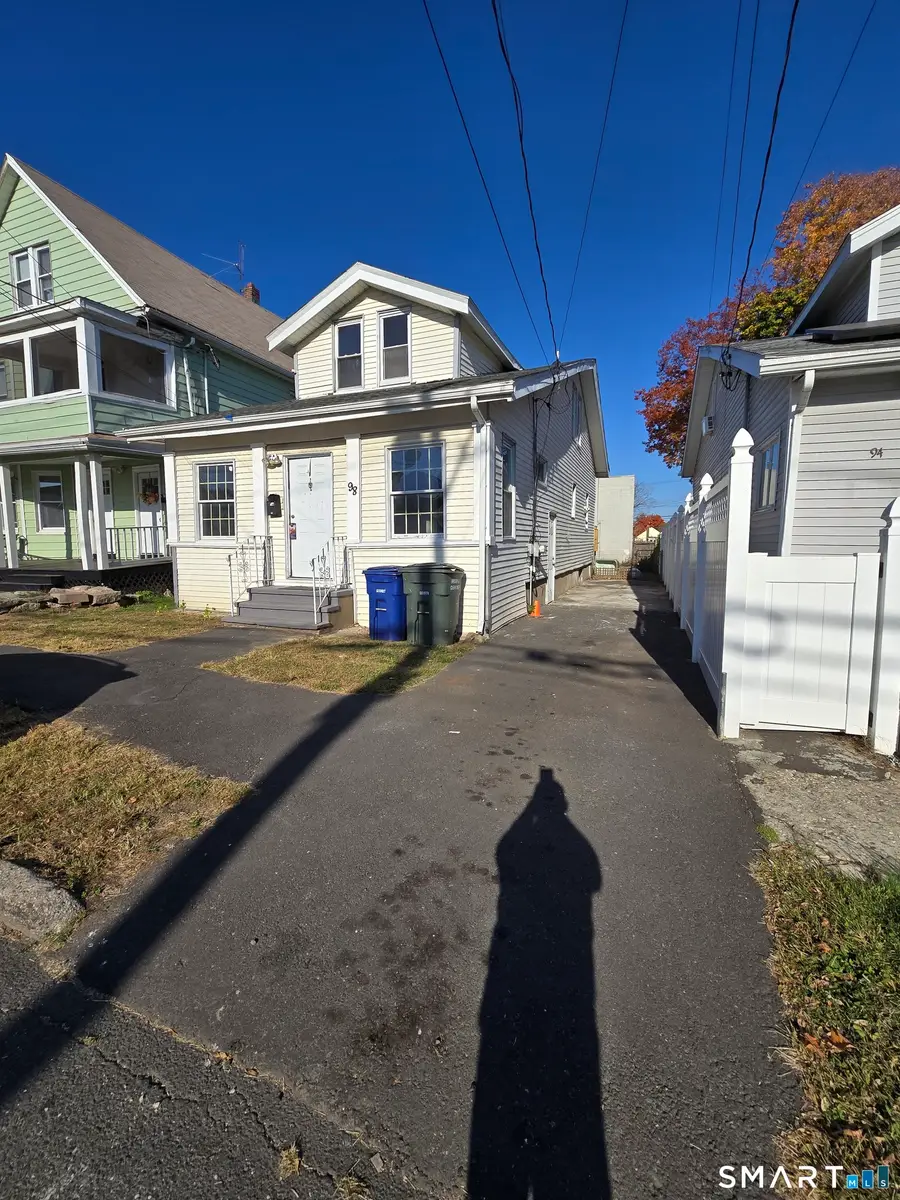 98 Cowles Street, Bridgeport, CT 06607 - #2