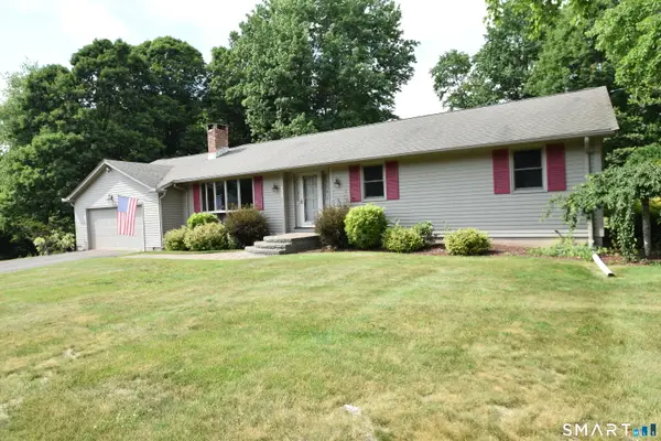 77 Winthrop Road, Manchester, CT 06040