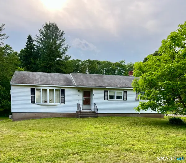 492 Hillstown Road, Manchester, CT 06040
