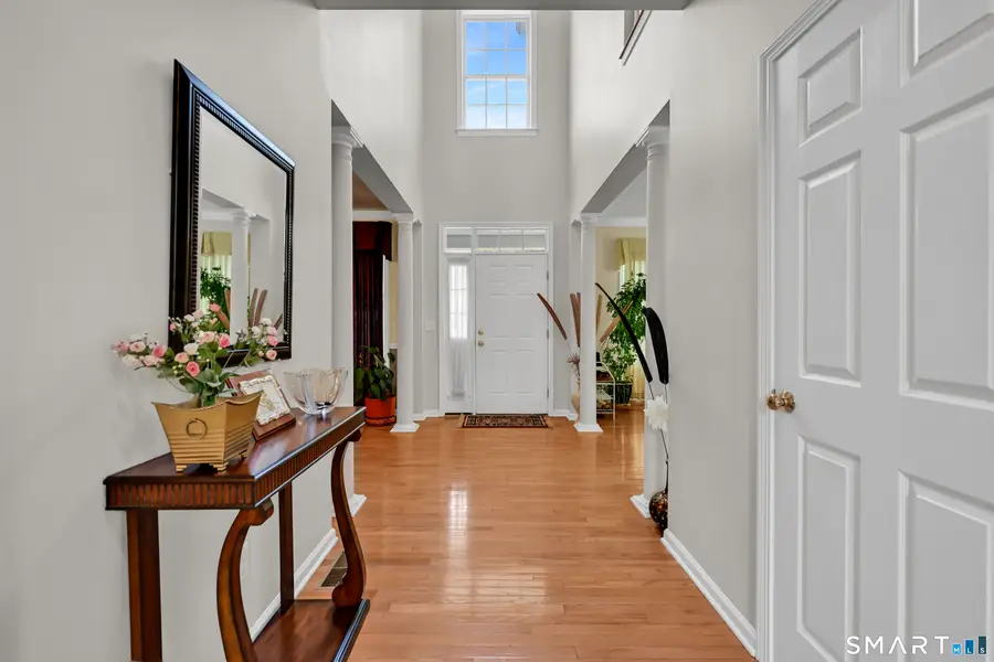 36 Independence Circle, Middlebury, CT 06762 - #2