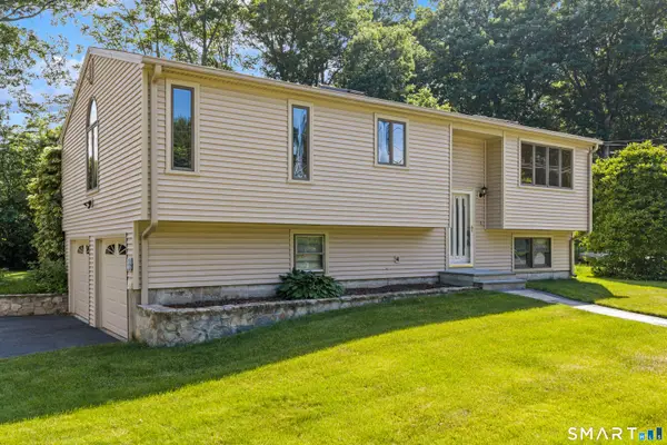 3 Hawley Drive, Ansonia, CT 06401
