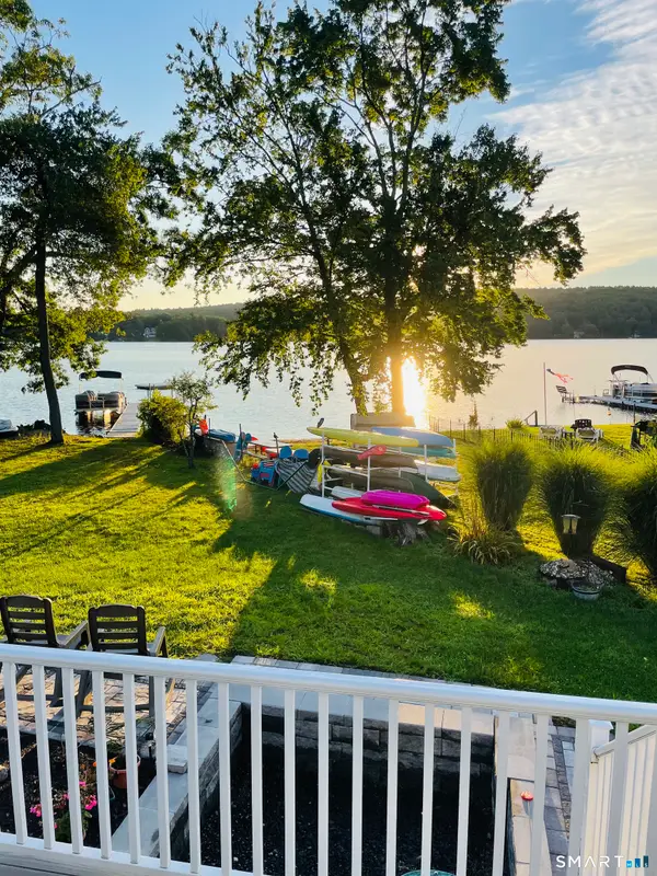 7 Hotel Lake Road, Ellington, CT 06029