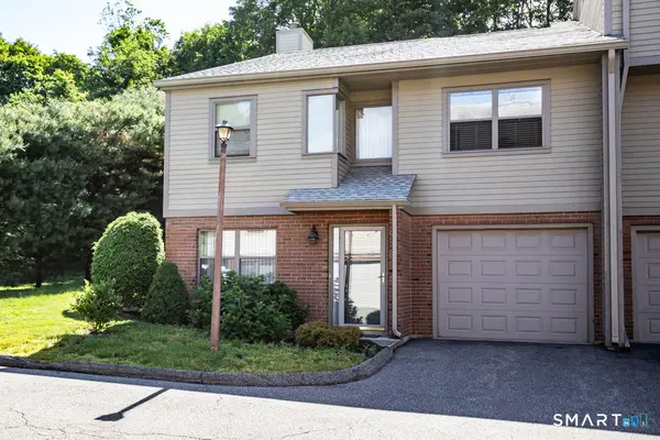 1301 Metacomet Drive #1301, Meriden, CT 06450