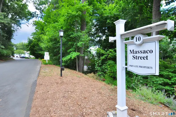 10 Massaco Street #R, Simsbury, CT 06070