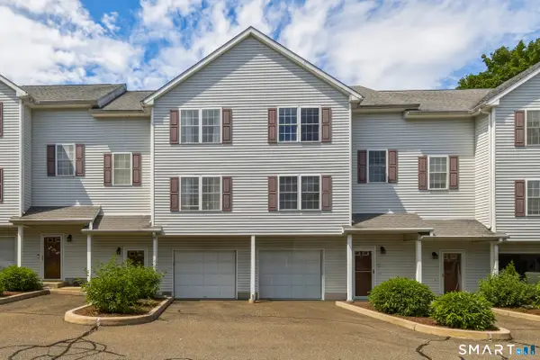 11 Mannions Lane #21, Danbury, CT 06810