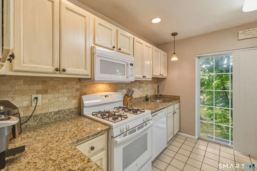 11 Mannions Lane #21, Danbury, CT 06810 - #3