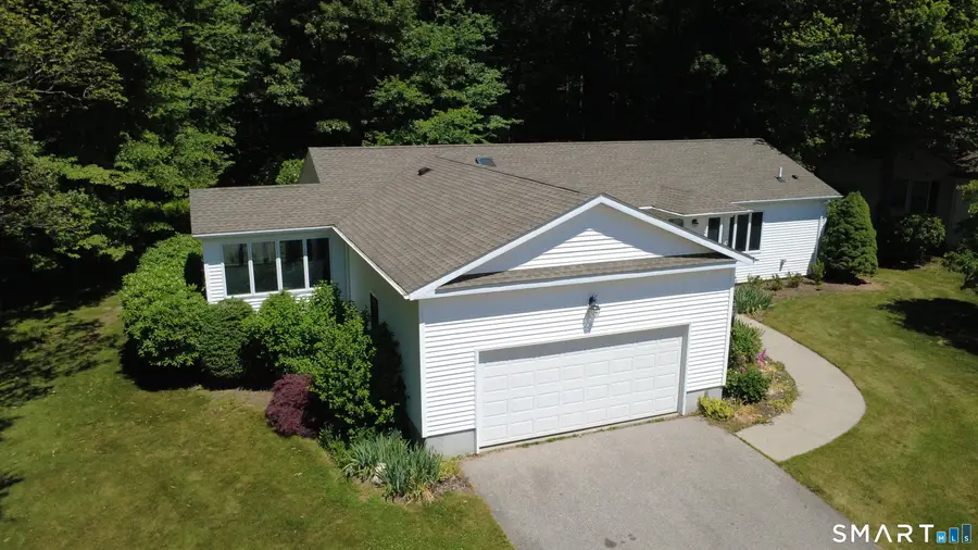 23 Hillcrest Drive, Oxoboxo River, CT 06382 - #3