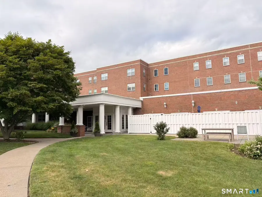 59 Courtland Avenue #2T, Stamford, CT 06902 - #2