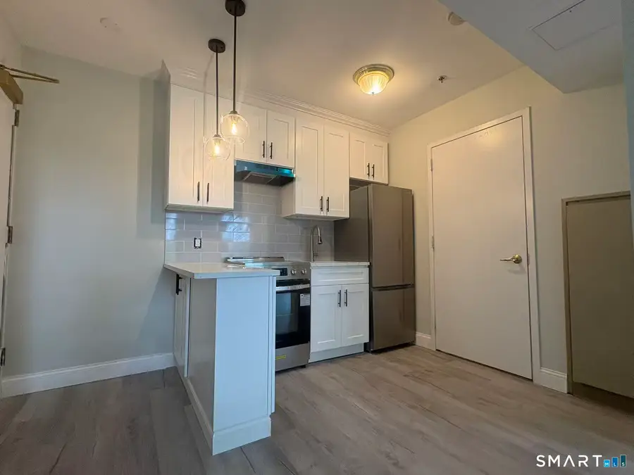 59 Courtland Avenue #2T, Stamford, CT 06902 - #3