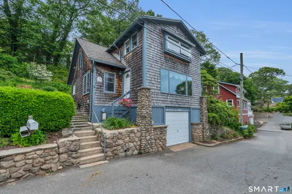 16 Ledge Road, East Lyme, CT 06357