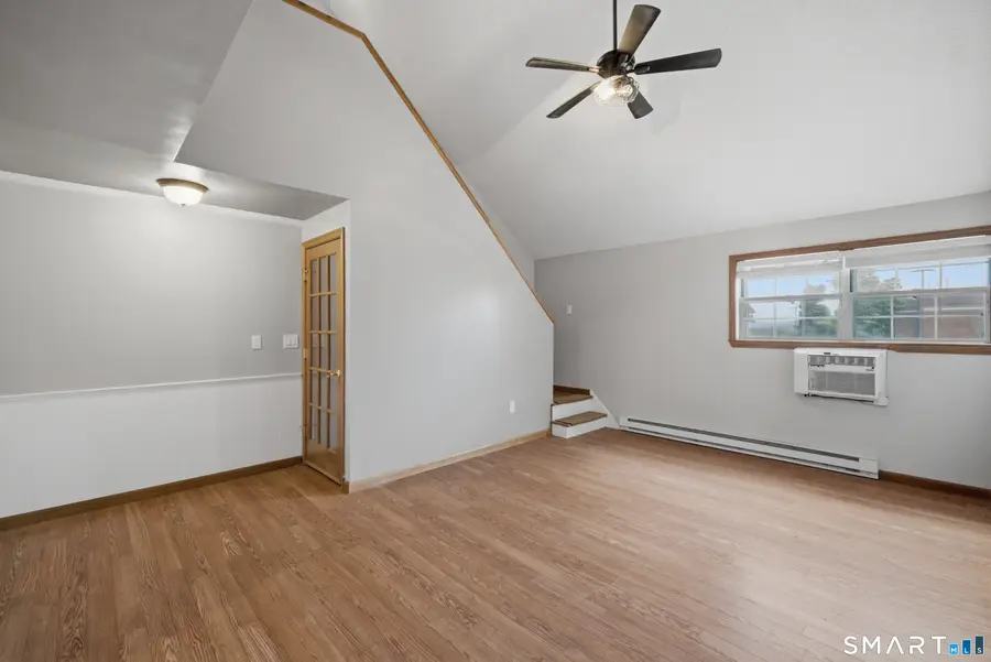 1221 Washington Street #8, Middletown, CT 06457 - #3