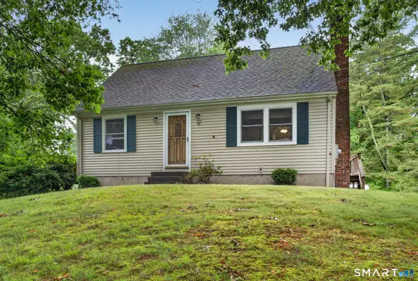 17 Hunters Path, Clinton, CT 06413