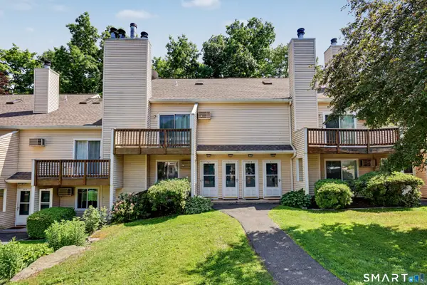 8 Rose Lane #24-7, Danbury, CT 06811